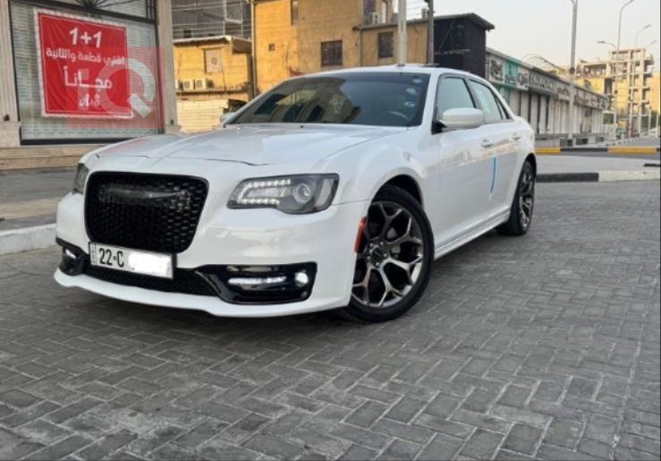كرايسلر 300